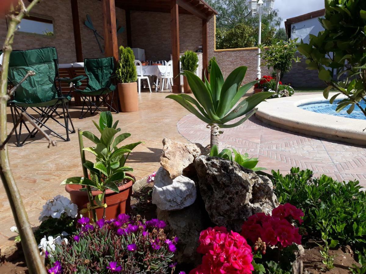 La Huerta Con Piscina Y Wifi Holiday home *